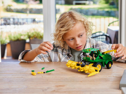 LEGO Technic - John Deere 9700 Forage Harvester - 42168