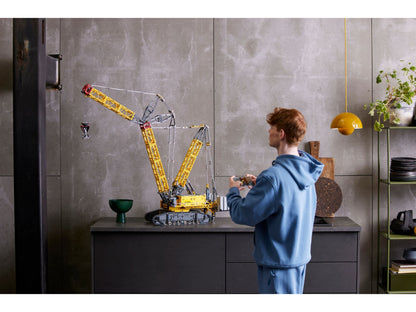 LEGO Technic - Liebherr Rupsbandkraan LR 13000 - 42146