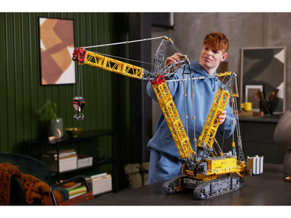 LEGO Technic - Liebherr Rupsbandkraan LR 13000 - 42146