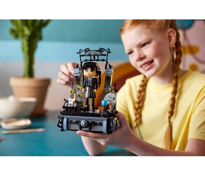 LEGO Wednesday - Wednesday Addams figuur - 76780
