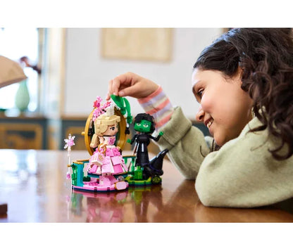 LEGO Wicked - Elphaba en Glinda figuren - 75682